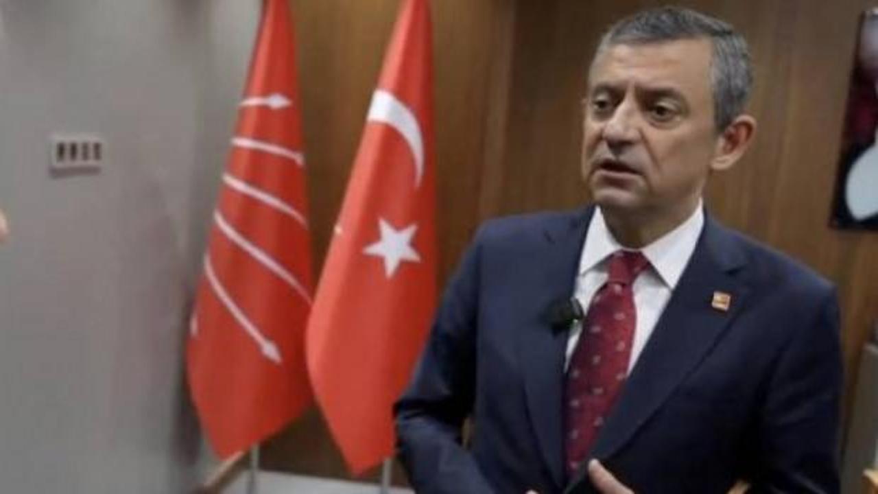 İngiliz'den yardım alamayan &Ouml;zg&uuml;r &Ouml;zel demediğini bırakmadı 