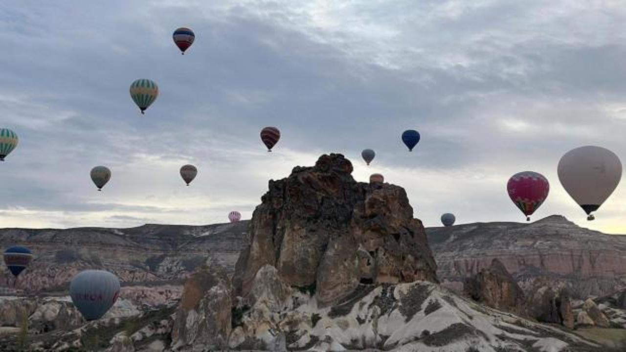 Kapadokya’da balonlara rüzgar engeli