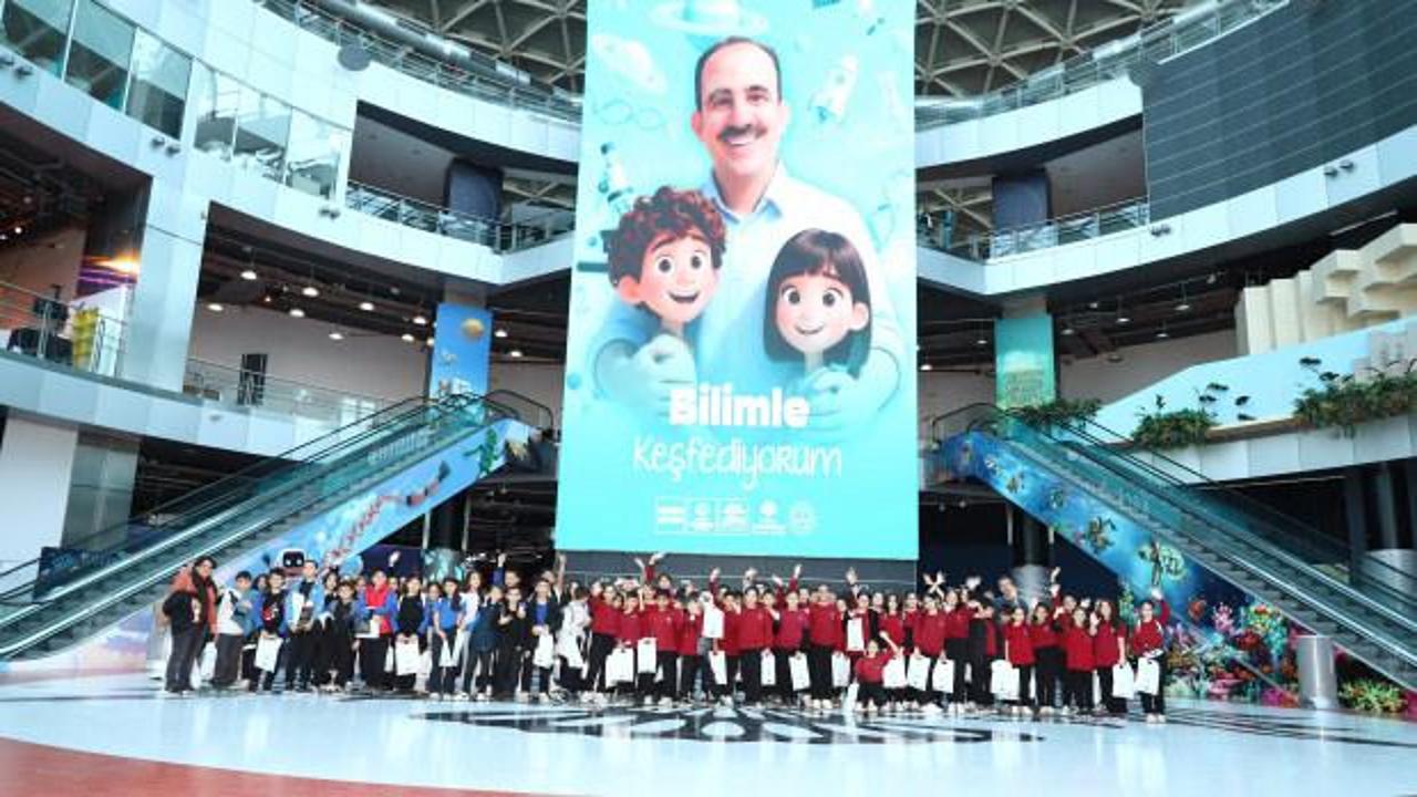 Konya Büyükşehir, 28 ilçeden 13 bin öğrenciyi bilimle buluşturuyor