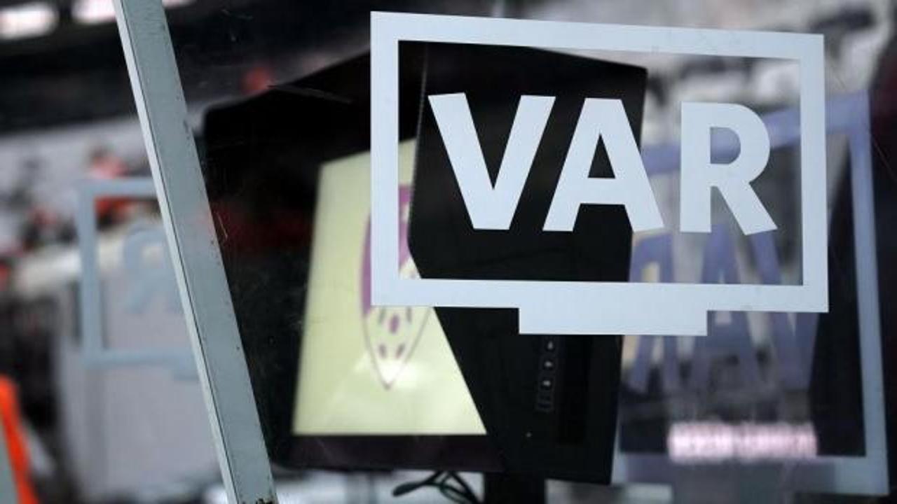 S&uuml;per Lig'de haftanın VAR kayıtları a&ccedil;ıklandı