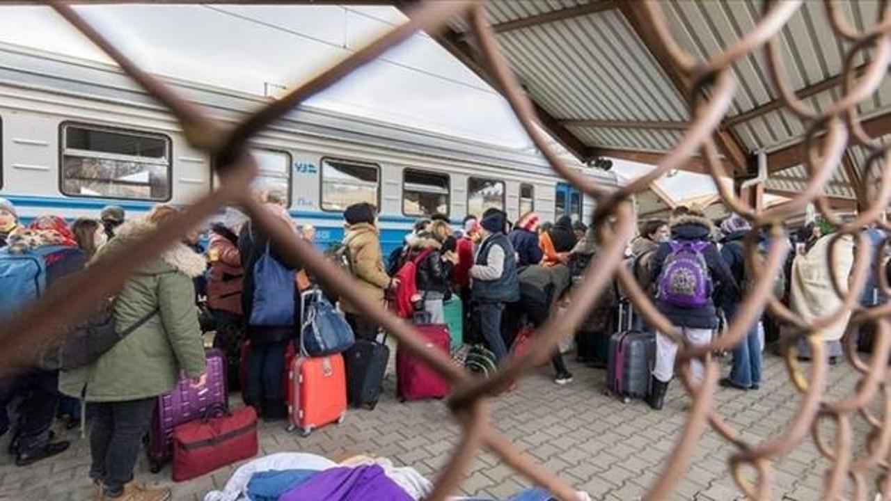 Ukrayna yasağı kaldırdı, gençlerin ülkeden çıkışı arttı