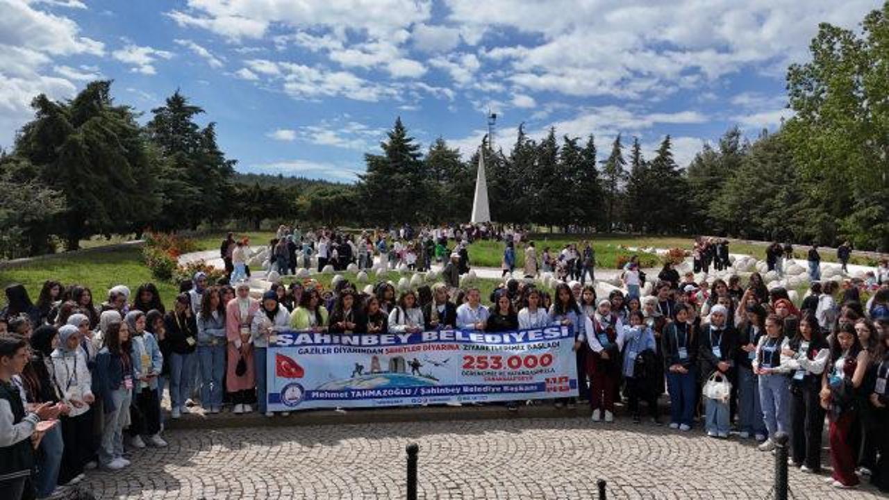 253 bin gazi torunu &ouml;zel u&ccedil;akla şehit topraklarını ziyaret etti