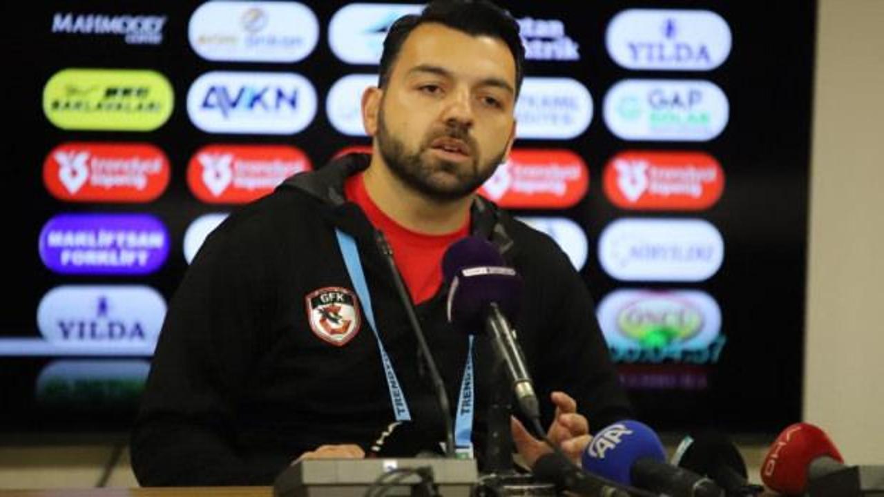 Süper Lig ekibinin hocası maç biter bitmez hastaneye koştu!
