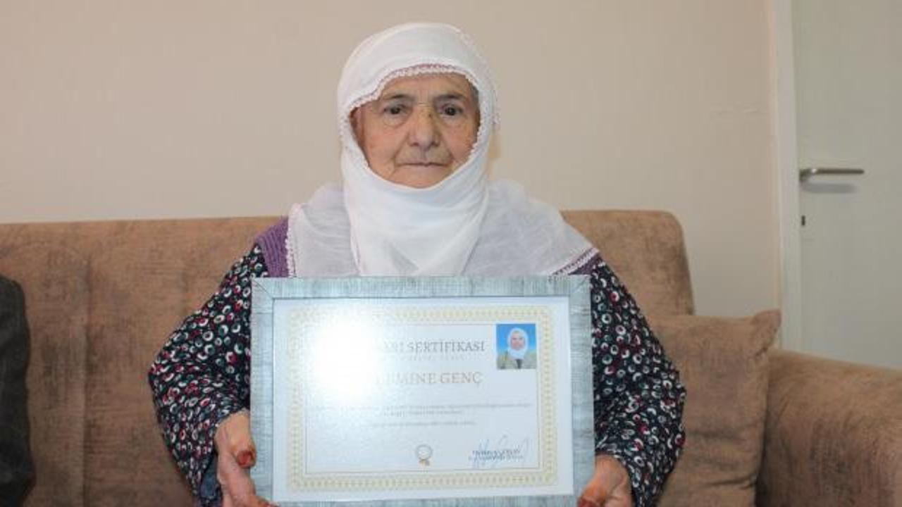 Eşinin sözlerine içerlendi 88 yaşında okuma yazma öğrendi 