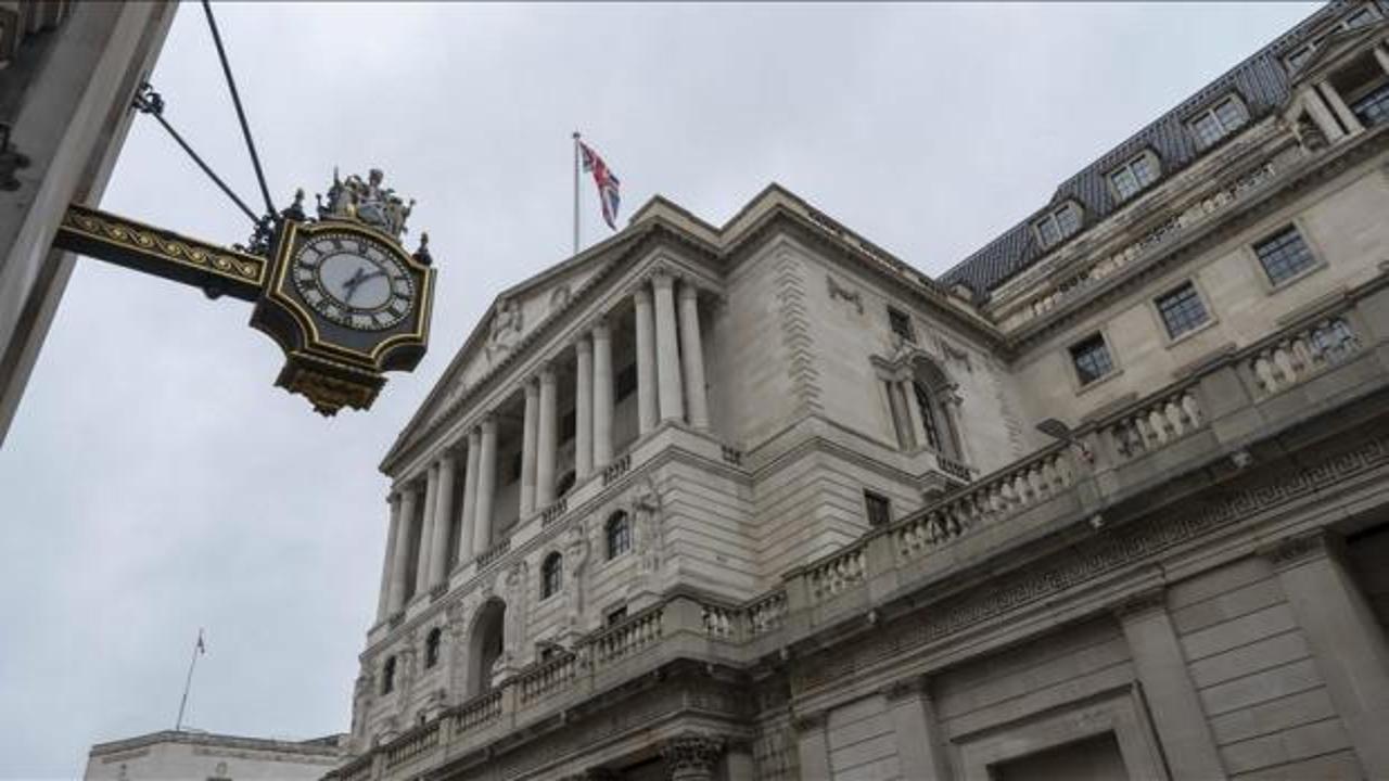 Son dakika... İngiltere Merkez Bankası, politika faizini yüzde 4'te sabit tuttu
