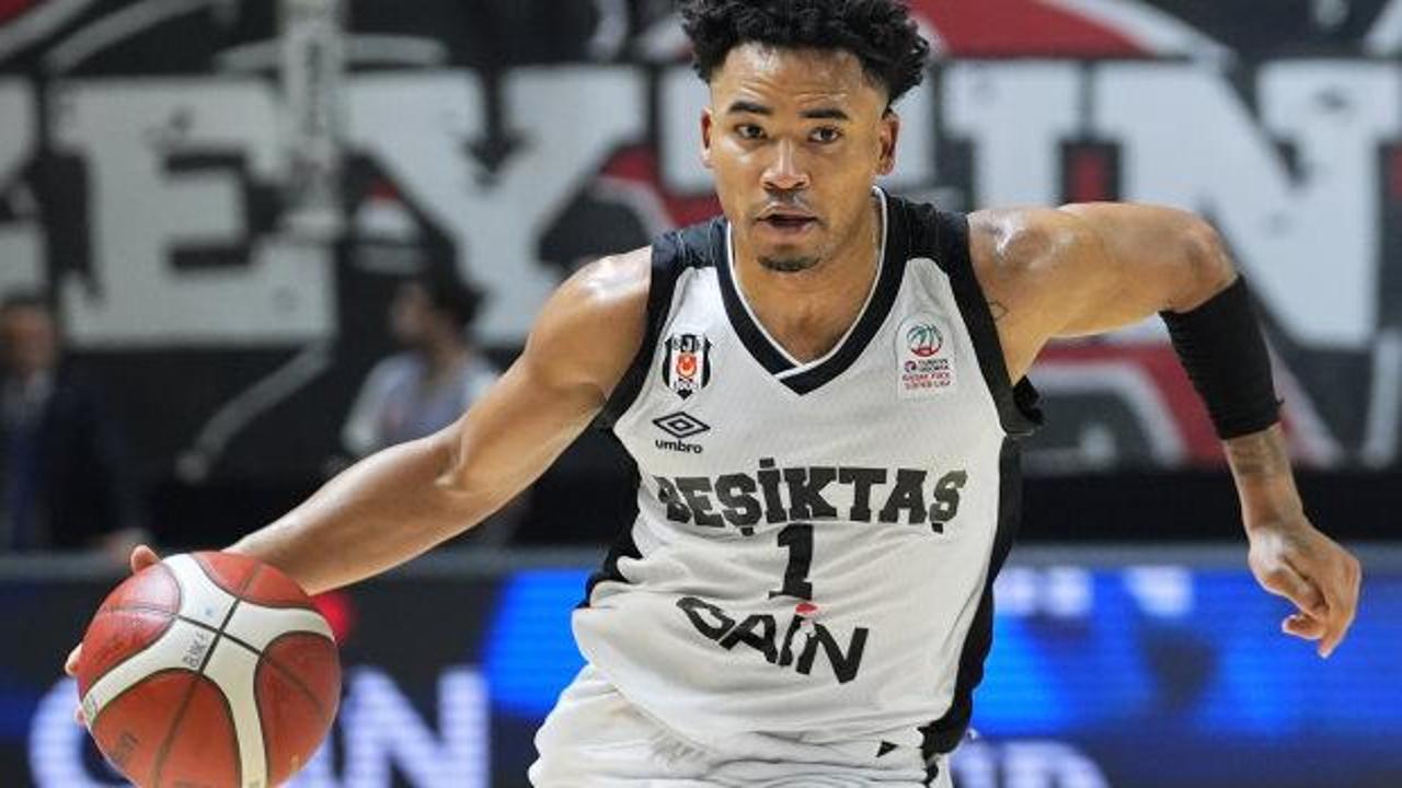 Yenilgisiz lider Beşiktaş! Derbide rakibini devirdi