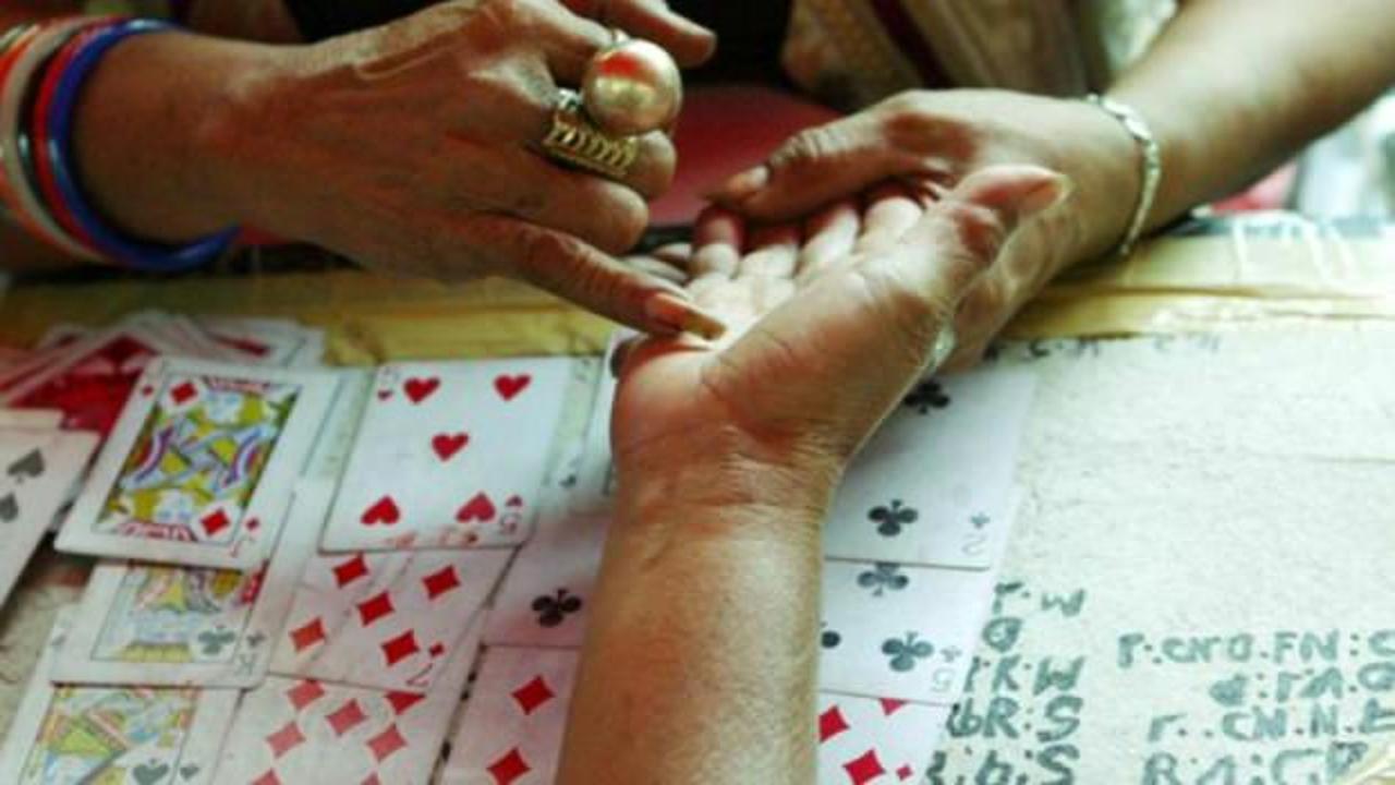 46 milyon dolarlık vurgun! Falcıyım dedi; kredi &ccedil;ektirdi! 