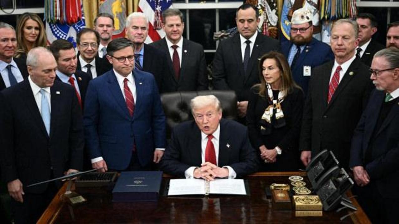 ABD tarihinin en uzun h&uuml;k&uuml;met kapanması son buldu