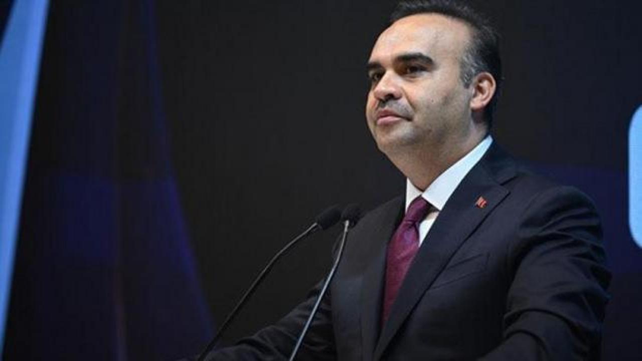 Bakan Kacır'dan Hırvatistan'daki u&ccedil;ak kazasında şehit olan pilot i&ccedil;in başsağlığı mesajı