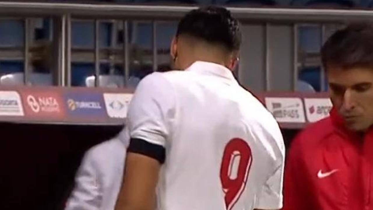 Beşiktaş'ın yıldızı milli maçta sakatlandı! 