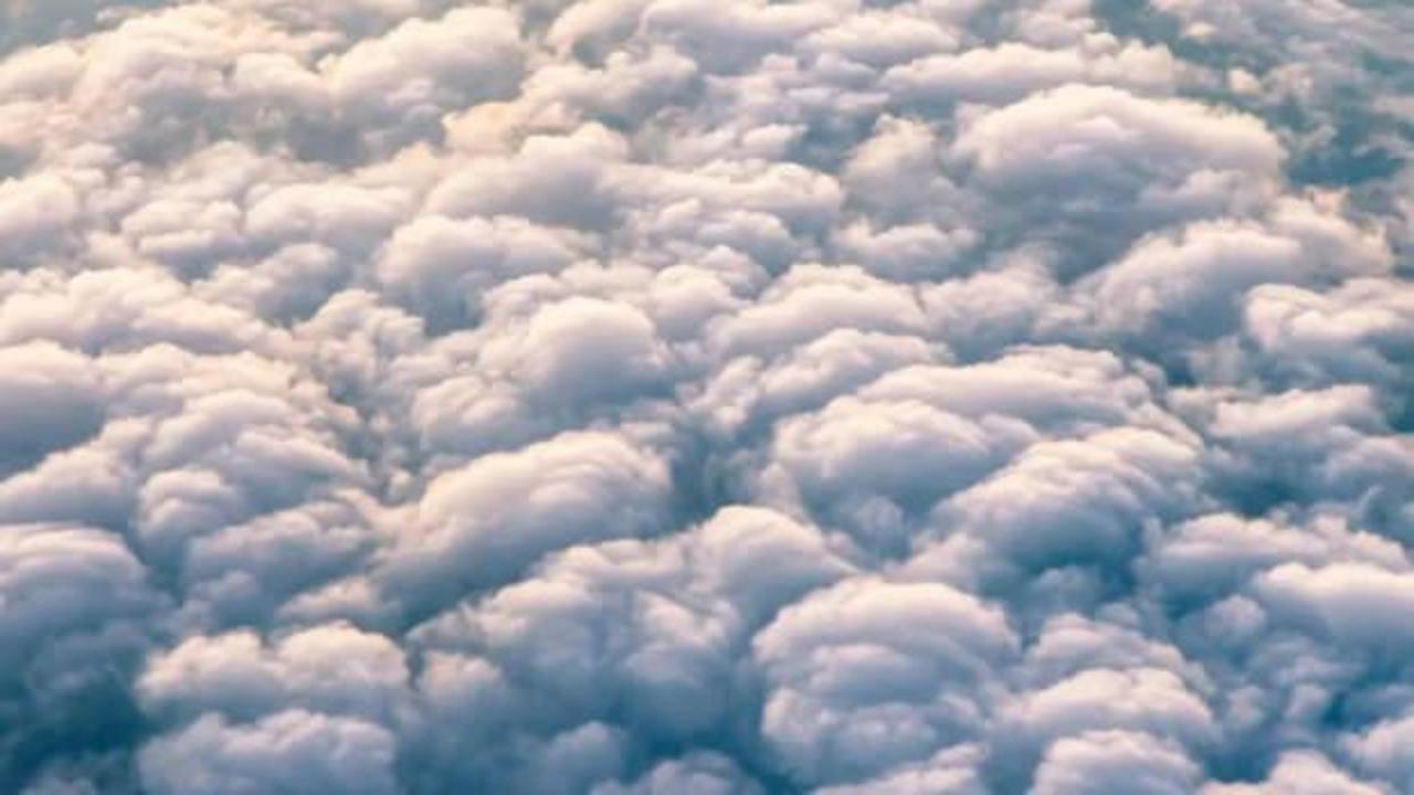 İran, şiddetli kuraklığa &ccedil;&ouml;z&uuml;m arıyor... Bulut tohumlama operasyonlarına başlandı!