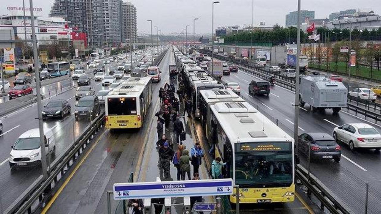 İstanbul'da metrob&uuml;s g&uuml;zergahı değişiyor: Onay verildi!