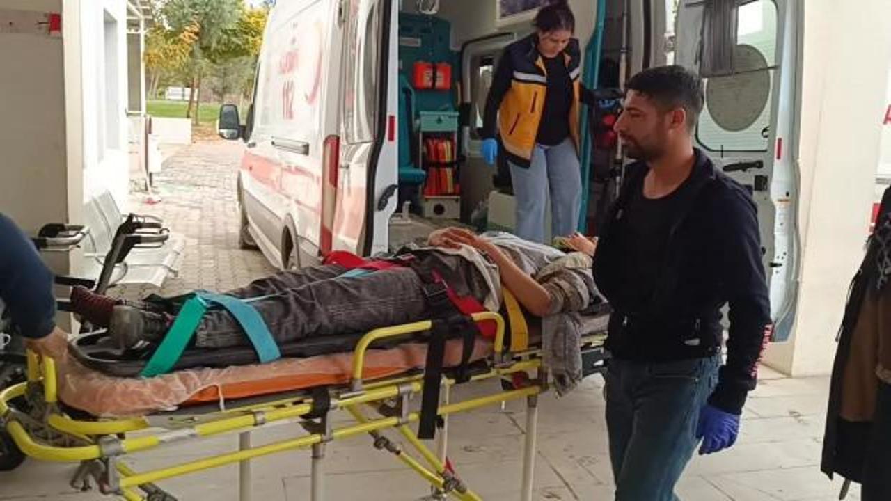 Şarampole yuvarlanan otomobildeki 5 kişi yaralandı