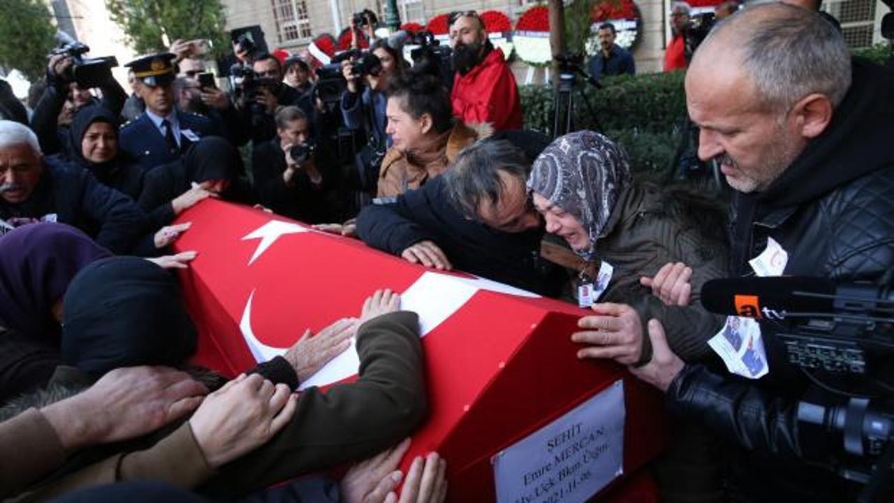 Şehit Üsteğmen Emre Mercan son yolculuğuna uğurlandı