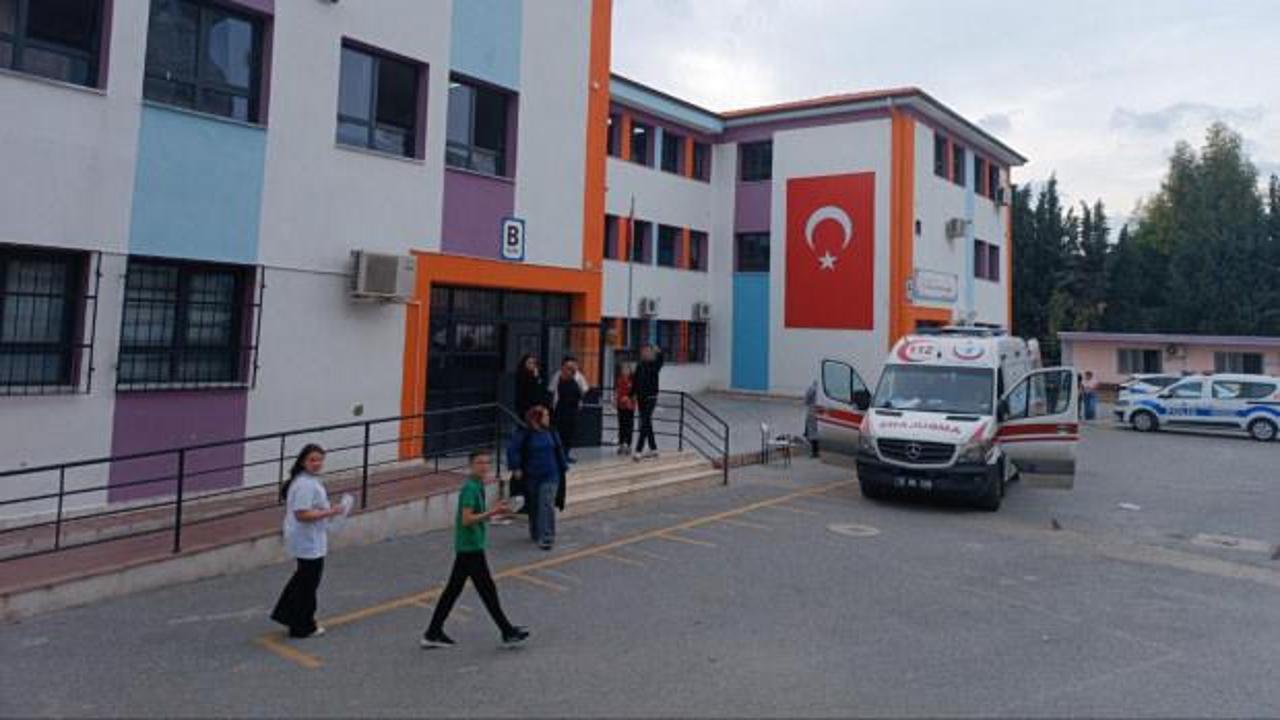 15 öğrenci yangın tüpündeki kimyevi tozdan etkilendi