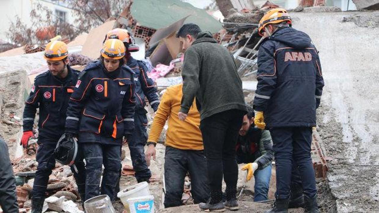 AFAD’dan 10 aylık afet raporu: 389 deprem, 404 sel, 382 heyelan