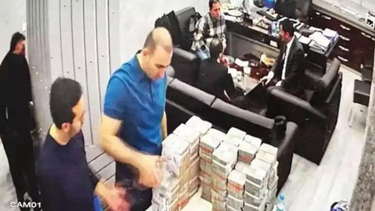 CHP'deki "para sayma" g&ouml;r&uuml;nt&uuml;lerine ilişkin dava ertelendi