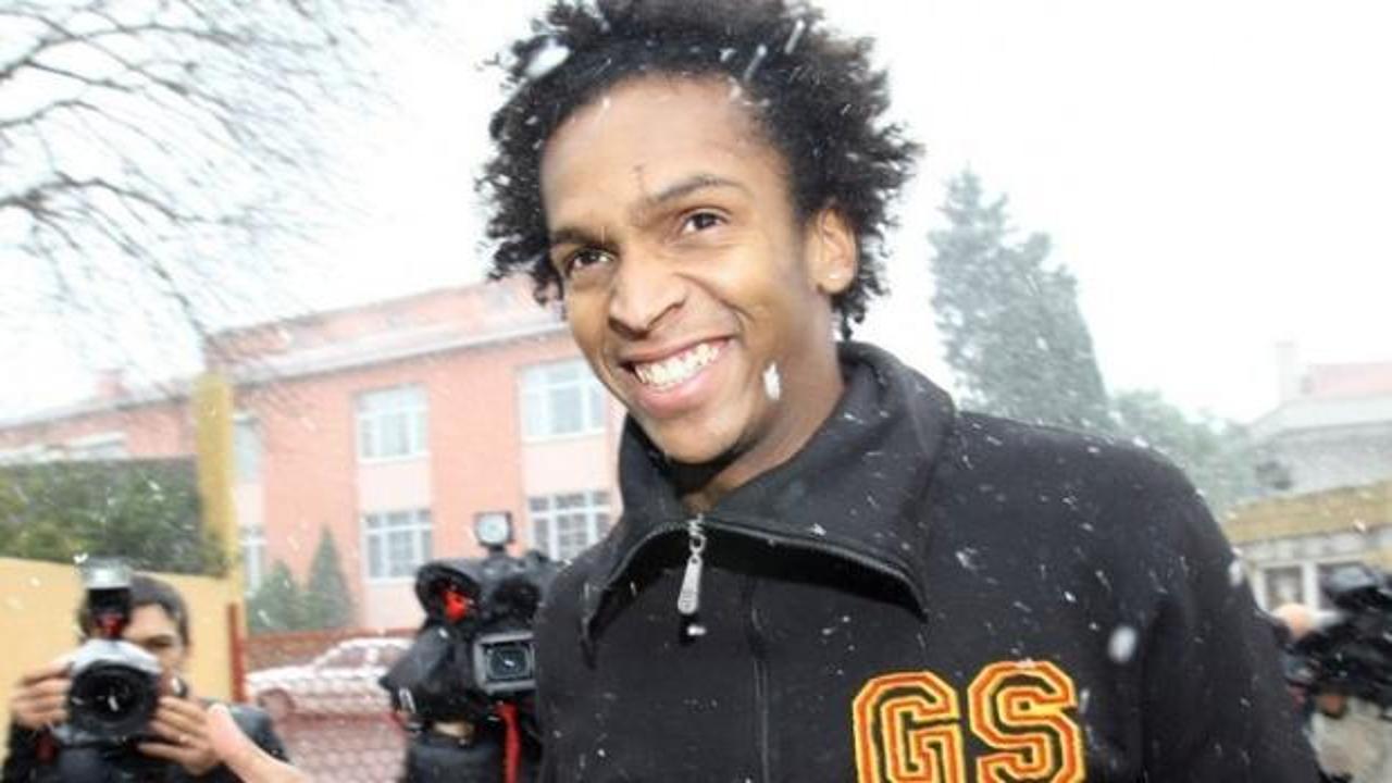 Galatasaray'ın eski golcüsüne polis şoku! Partide tutuklandı