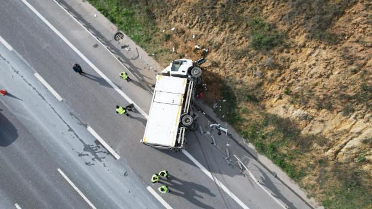 Kuzey Marmara Otoyolu&rsquo;nda zincirleme kaza: Aynı firmadan iki kamyon...