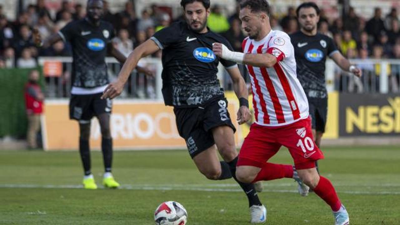 Liderlik mücadelesi veren takım öne geçtiği maçta hezimete uğradı!