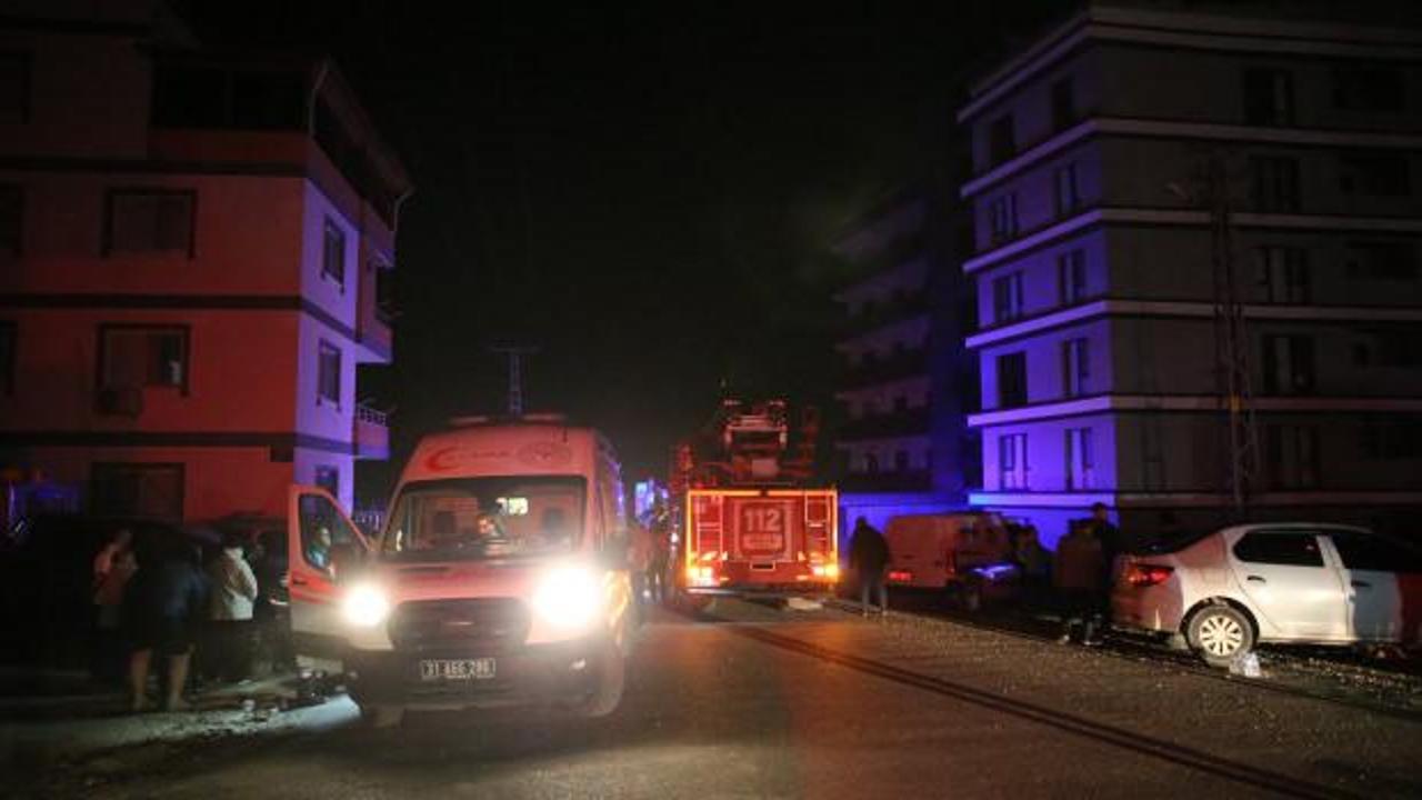 Oto galeri yandı; binadan kaçmaya çalışan 2 kişi öldü