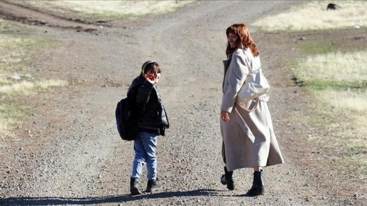 Sedanur öğretmenin Ağrı kırsalındaki tek öğrencisi!