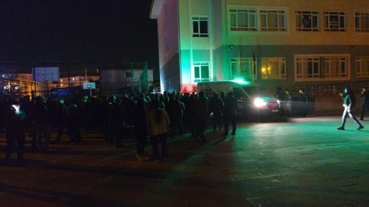 Yozgat'ta sır ölüm: 17 yaşındaki çocuk okul bahçesinde yere yığıldı!