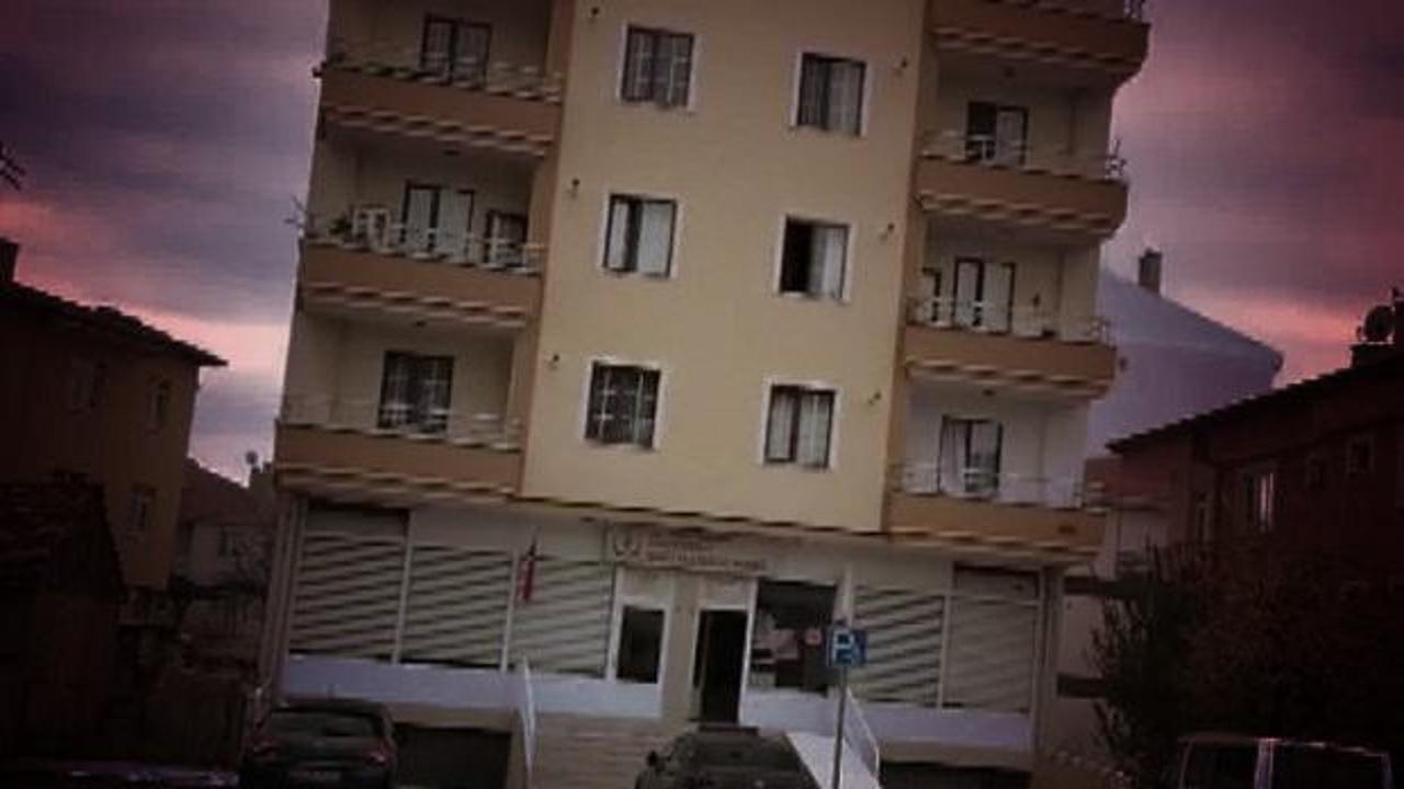 Apartmandaki ilaçlamada 3 aileden 8 kişi hastanelik oldu