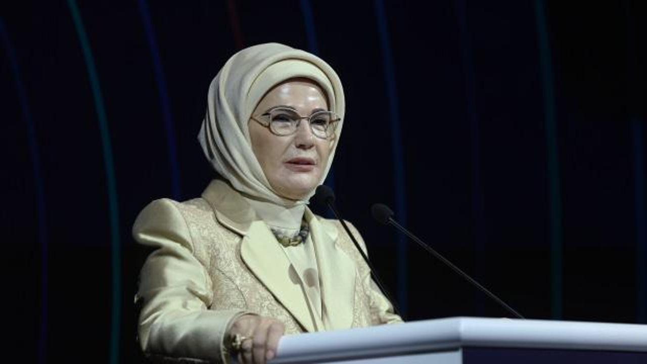 Emine Erdoğan'dan gıda ve su israfına karşı İstanbul&rsquo;dan k&uuml;resel &ccedil;ağrı