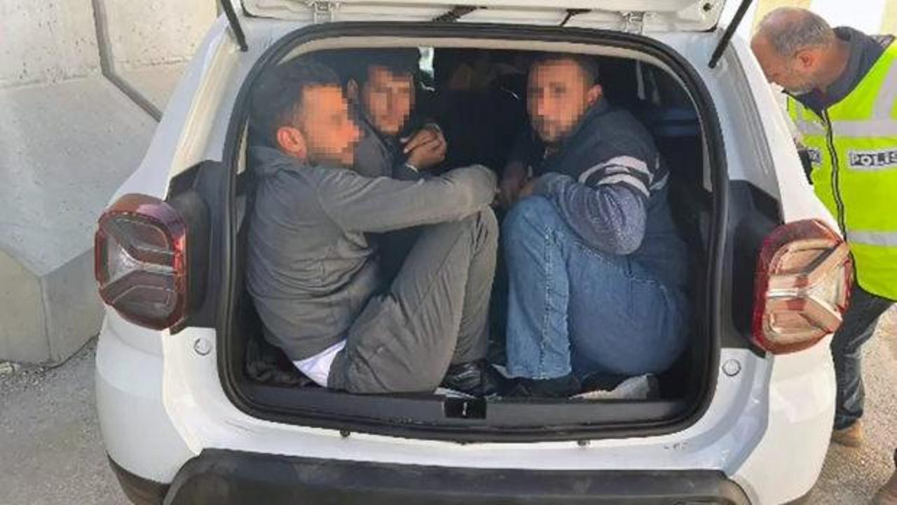 Hatay'da 12 düzensiz göçmen yakalandı; 3 organizatör tutuklandı