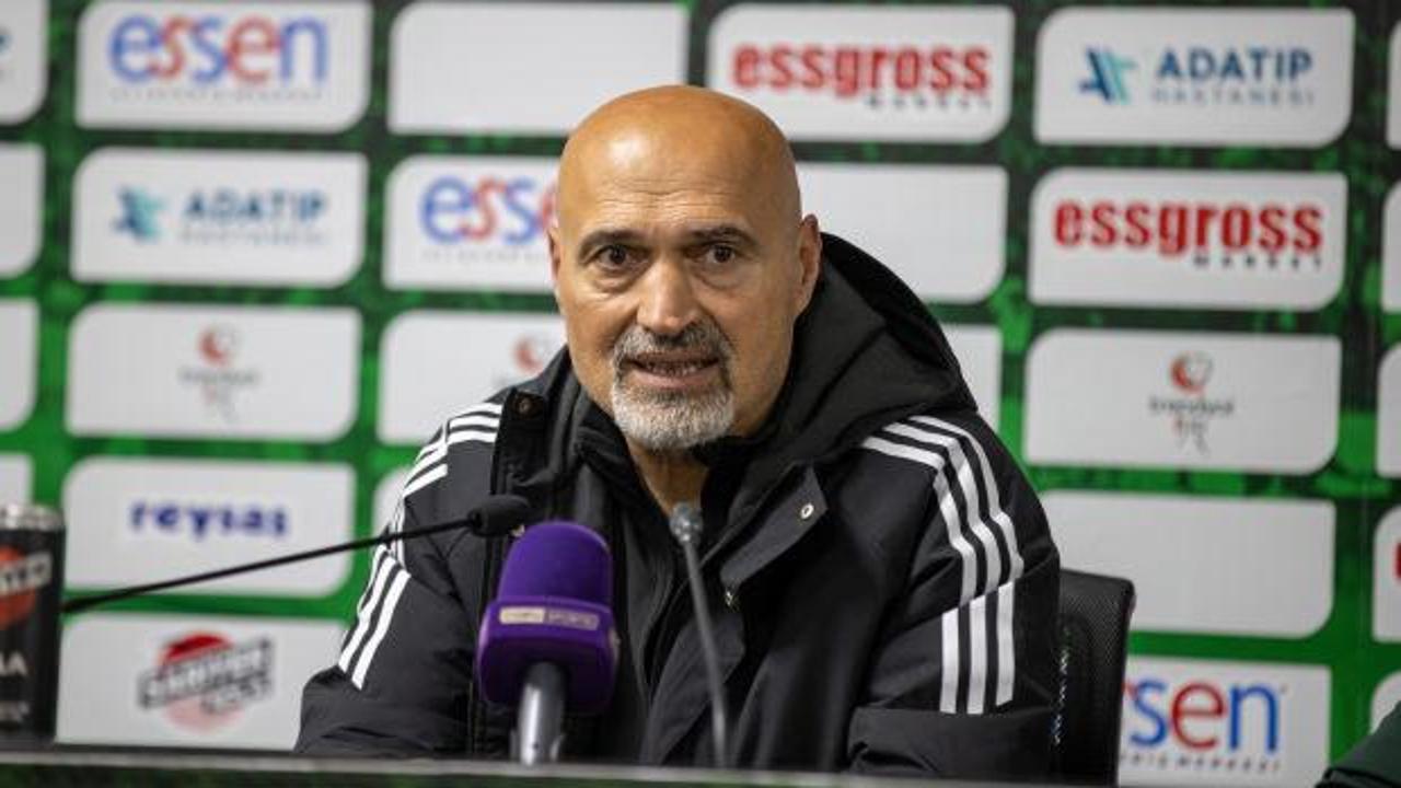 Levent Açıkgöz: Sevineceğimiz yerde üzgünüz 