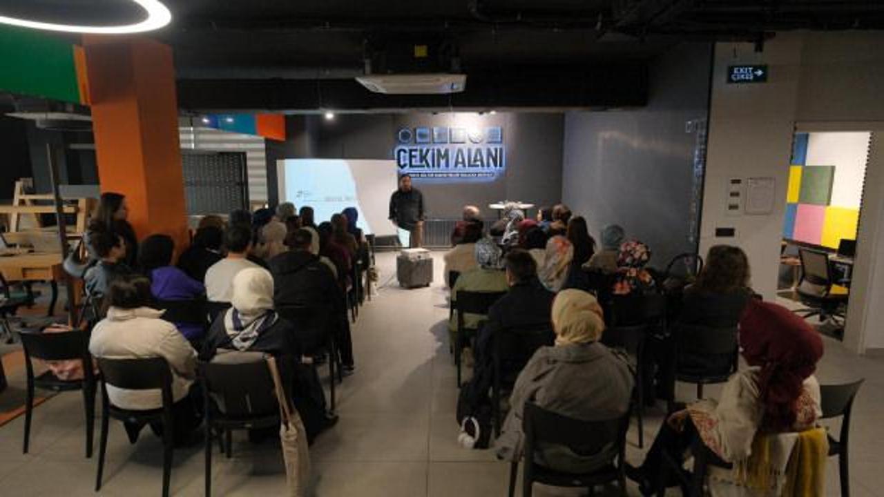 SİA'da "Mek&acirc;n, Hafıza ve Kadınlar Pazarı Kitap Galası" yapıldı 