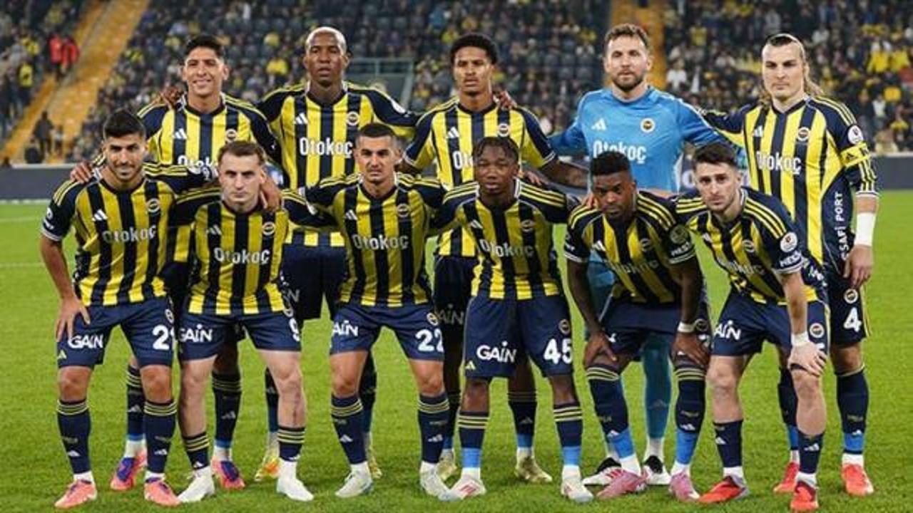 Fenerbahçe'nin UEFA listesinde değişiklik! Türk oyuncu kadroda