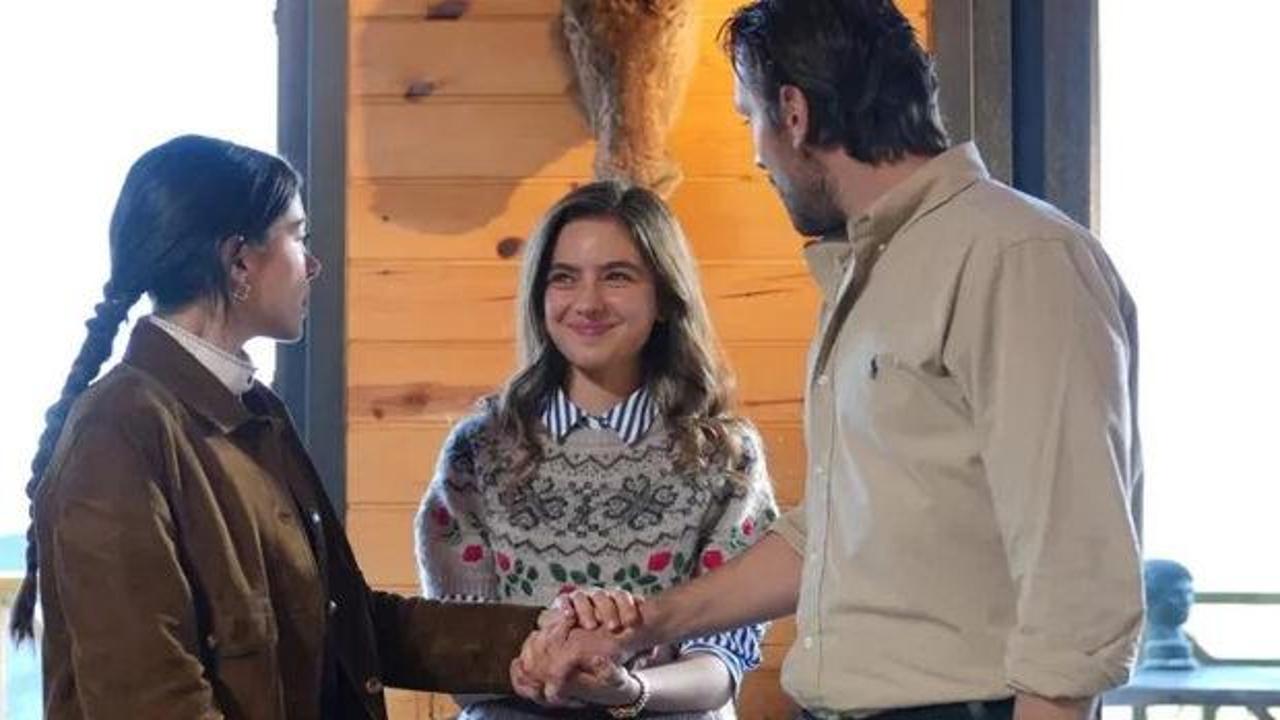 TRT1'le el sıkıştı, 2 ayda dev rekor kırdı! Ava Yaman aslında kimdir?