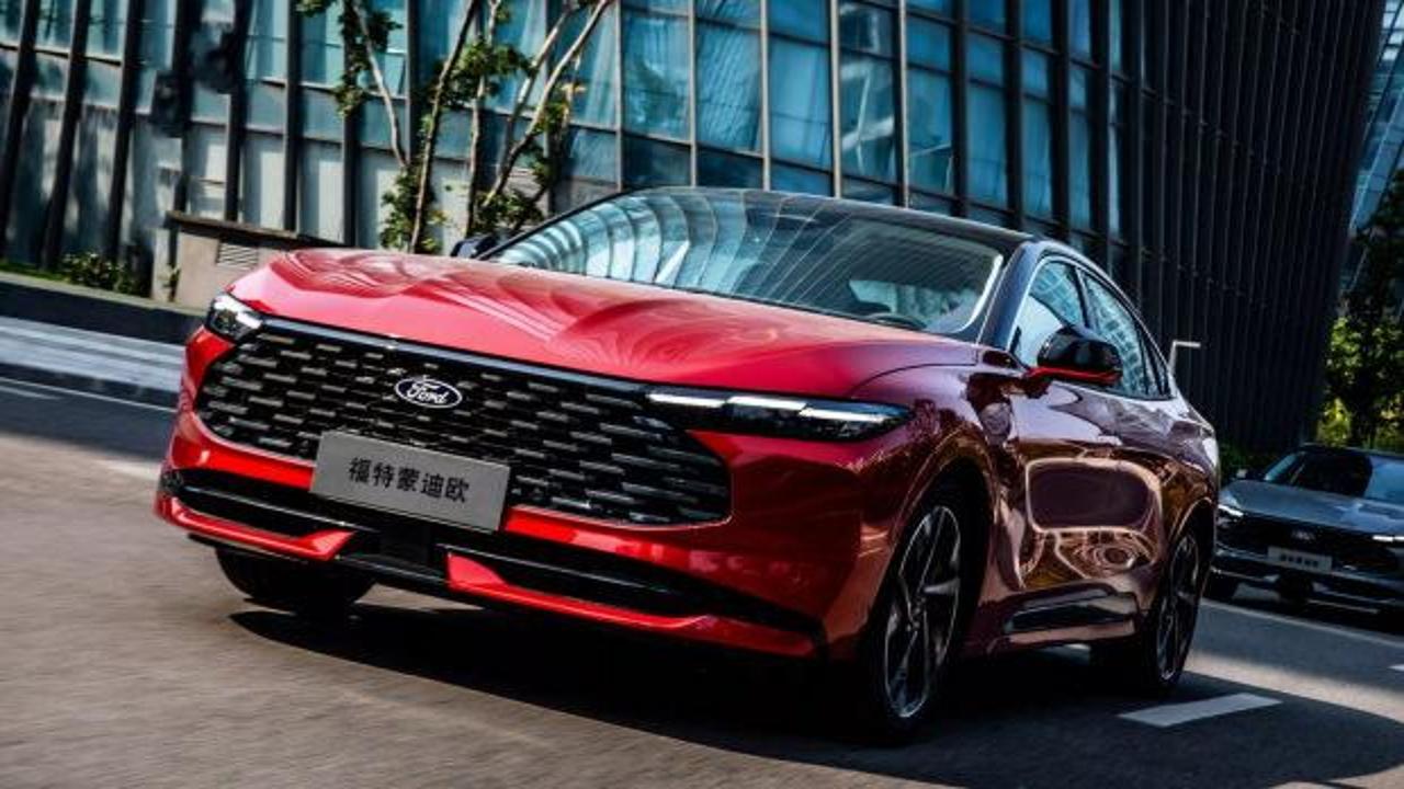 2026 Mondeo resmen tanıtıldı: Ford’un en modern sedanı!