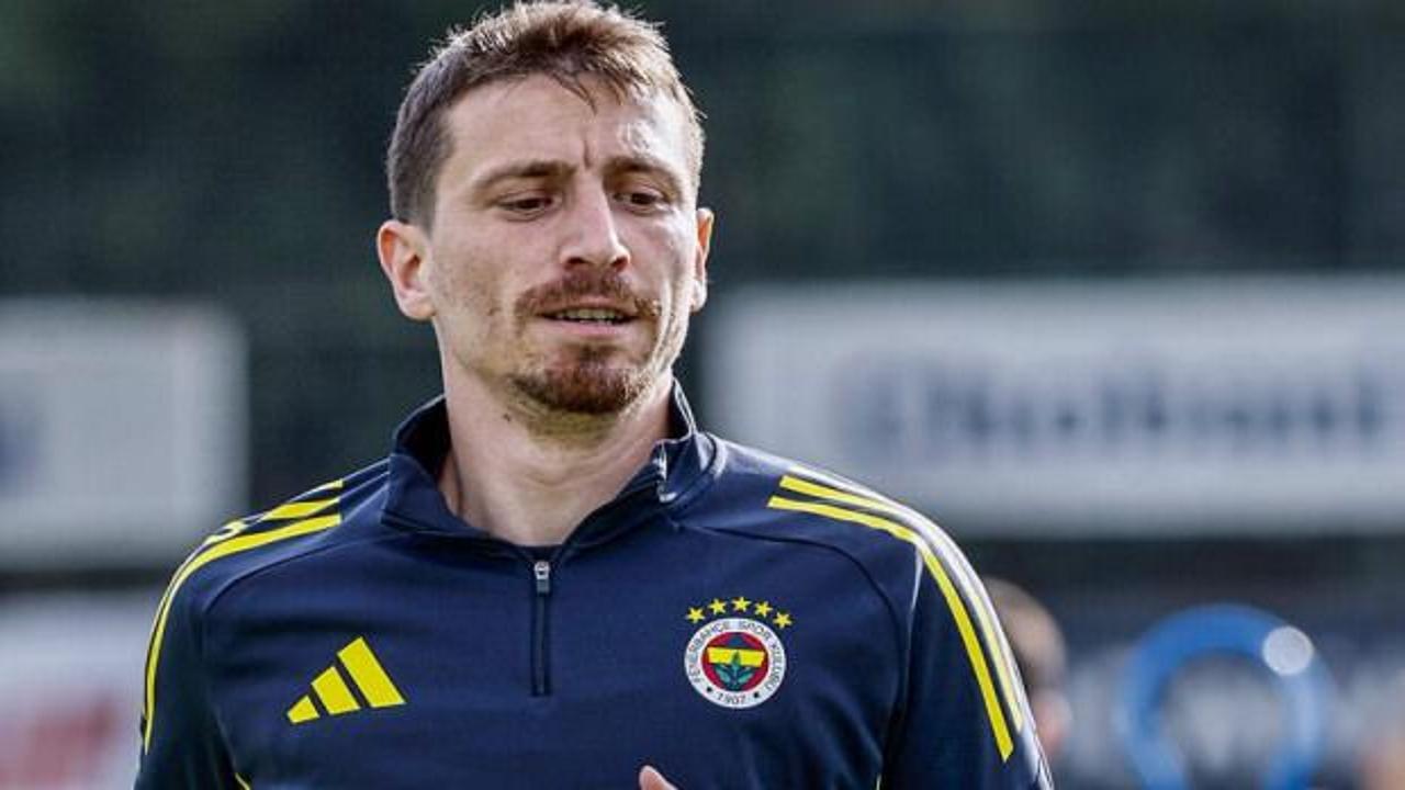 Fenerbahçe'nin kaptanı Mert Hakan Yandaş gözaltına alındı