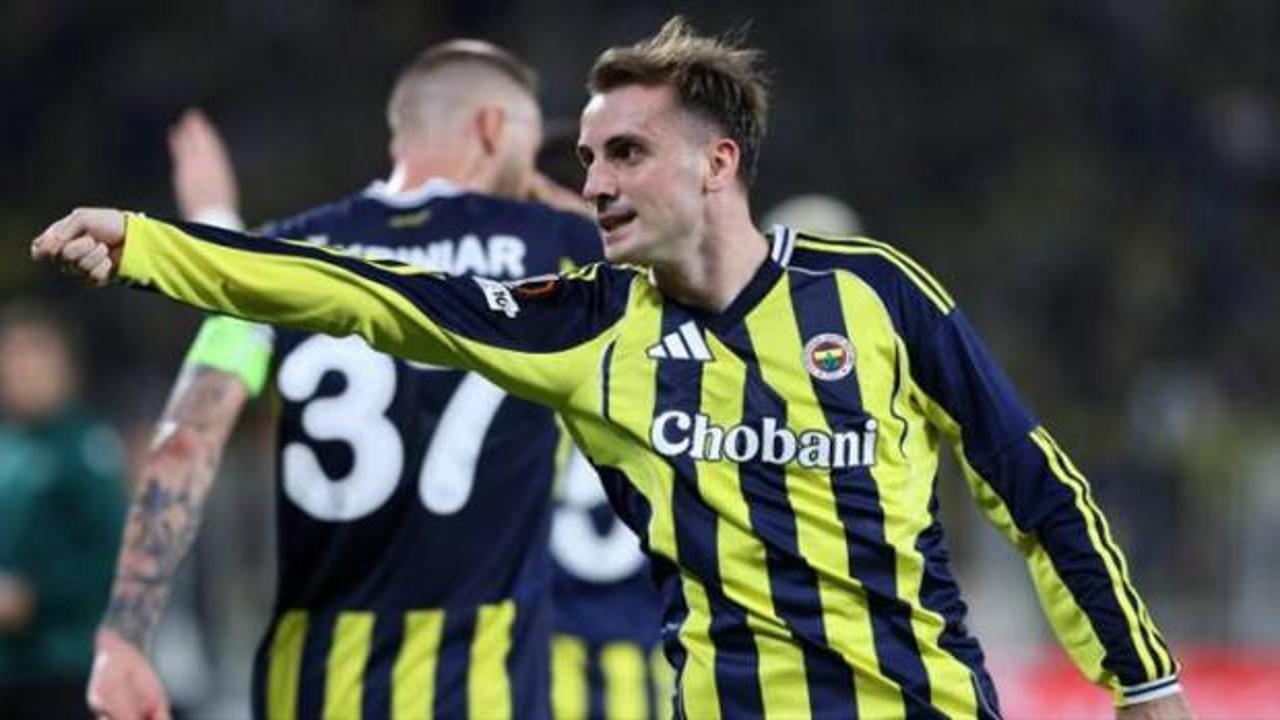 Galatasaray taraftarından Kerem Aktürkoğlu'na 'Dolar' göndermesi