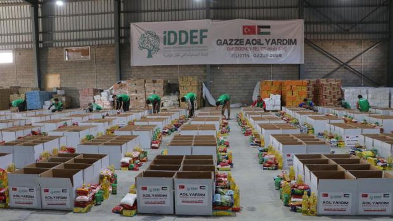 İDDEF’ten Gazze’ye 8 Tır Gıda, Un, Hijyen ve Battaniye Yardımı