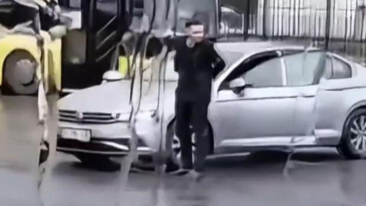 İETT durağında terör estiren şahıslar kıskıvrak yakalandı