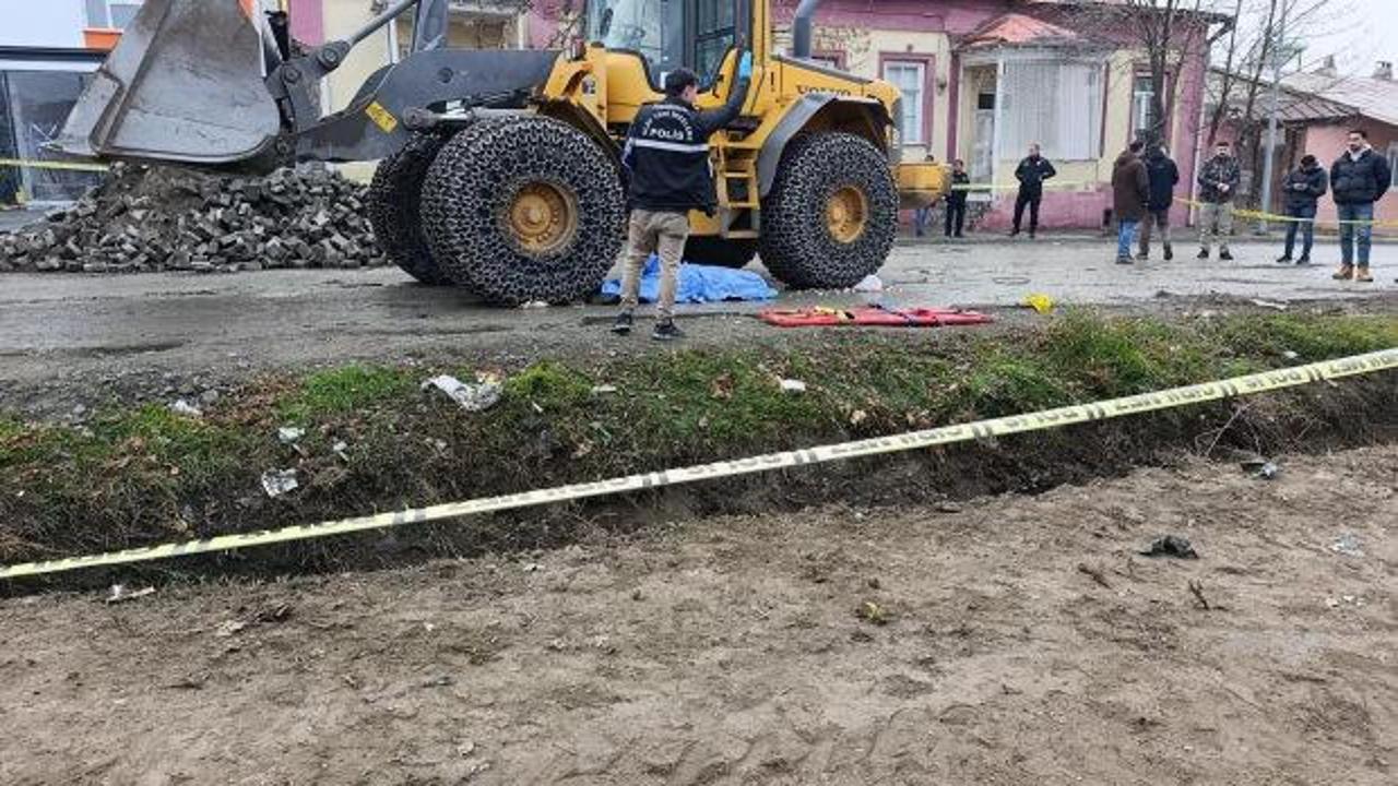 Kars'ta feci kaza! Emekli imam kepçenin altında kaldı 