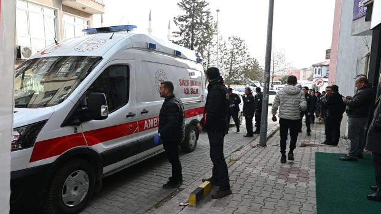 Kayınpeder, gelinini tabancayla yaralayıp, onun kız kardeşini öldürdü