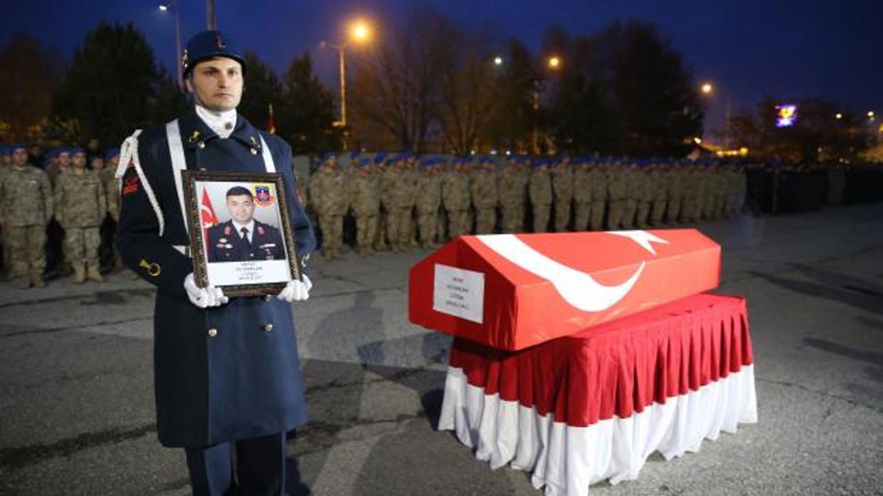 Korkut İlçe Jandarma Komutanı silah kazasında hayatını kaybetti