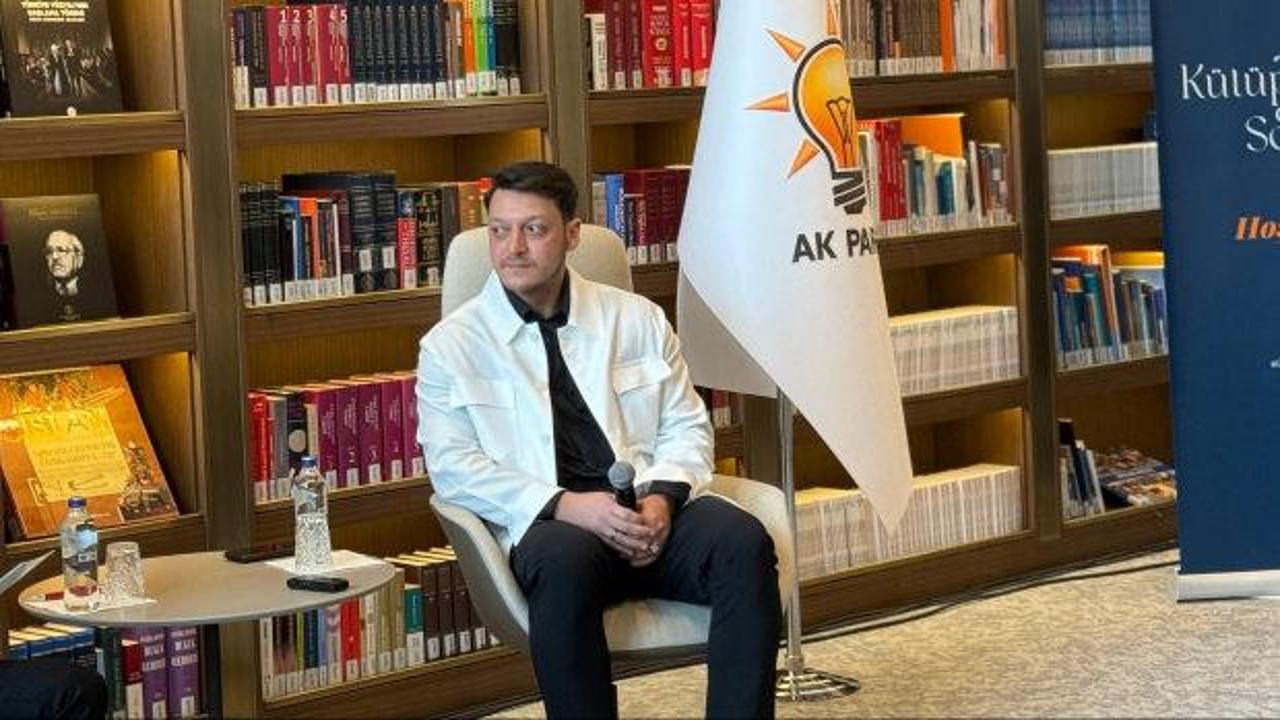 Mesut Özil: 'Telefonumda en ünlüsü Cumhurbaşkanı Erdoğan gerisi yalan'