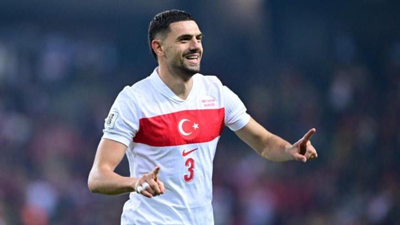 Resmen açıklandı! Merih Demiral'dan 3 yıllık imza