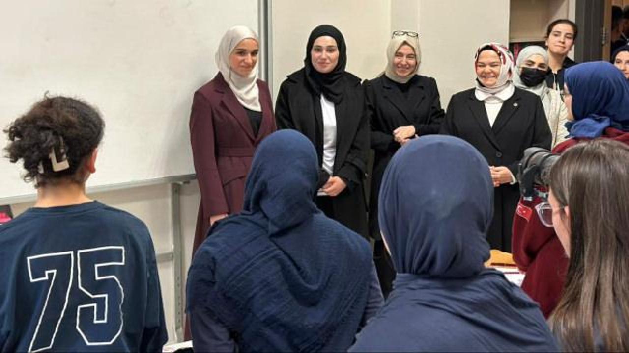Şara'nın eşi Latife El Durubi'den Kadıköy Anadolu İmam Hatip Lisesi'ne ziyaret