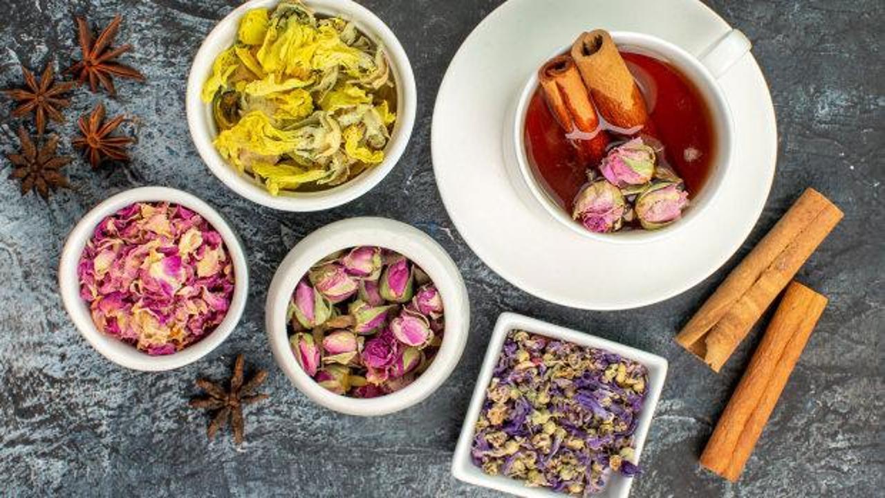 Şifalı Demlikler: Doğal Bitki &Ccedil;ayları