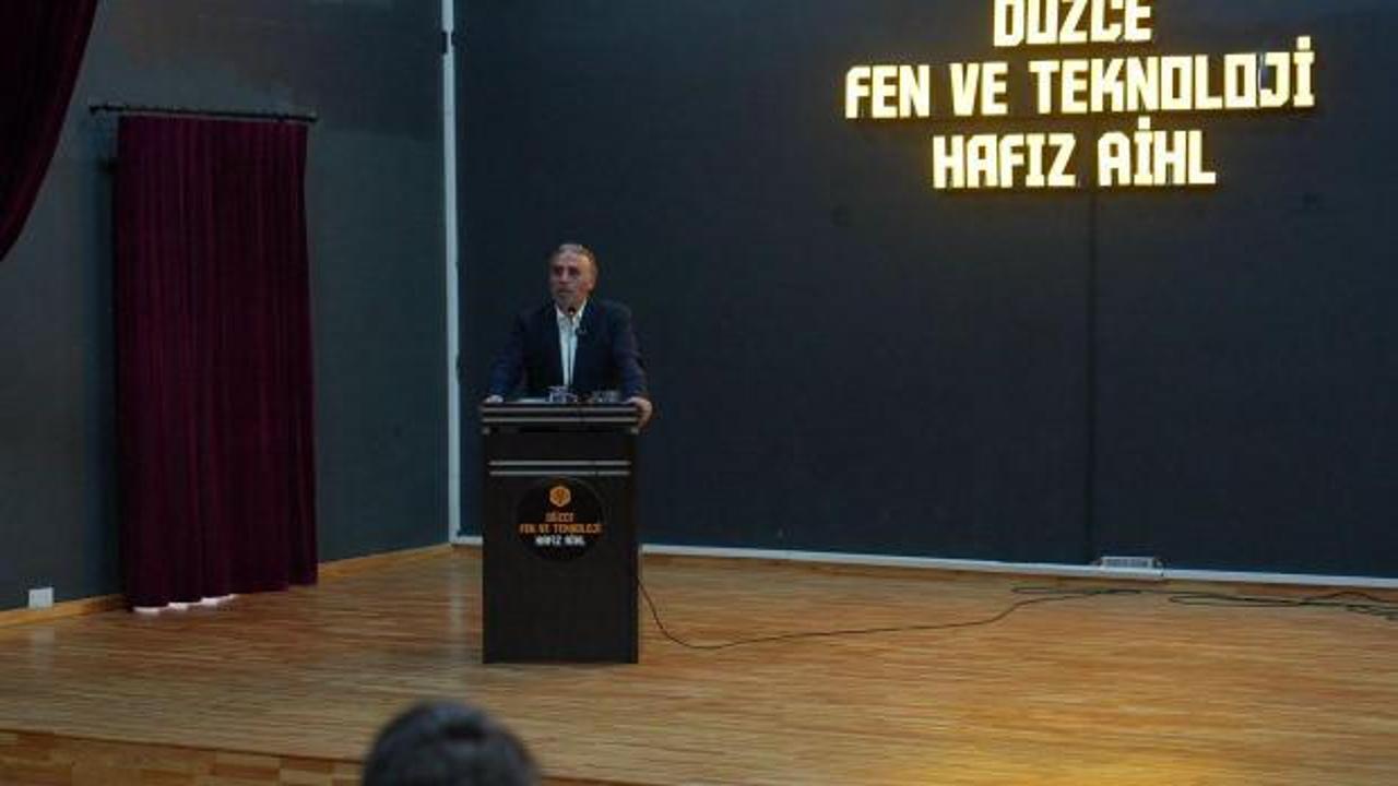 Mahmut Bıyıklı Düzce’de gençlerle buluştu