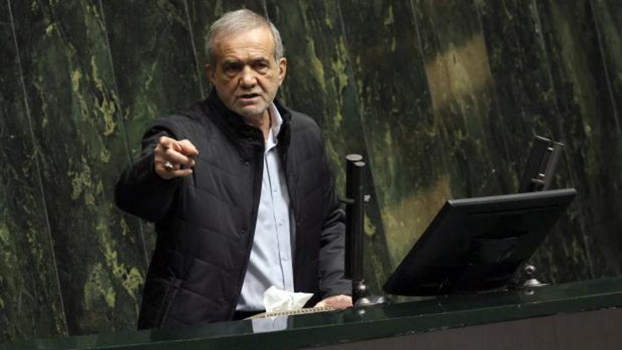 ABD tehdidine karşı kritik telefon... Pezeşkiyan'dan Maduro'ya tam destek