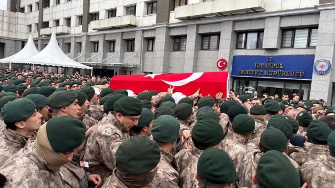 Çekmeköy'deki operasyonda şehit olan polis memuru için tören düzenlendi