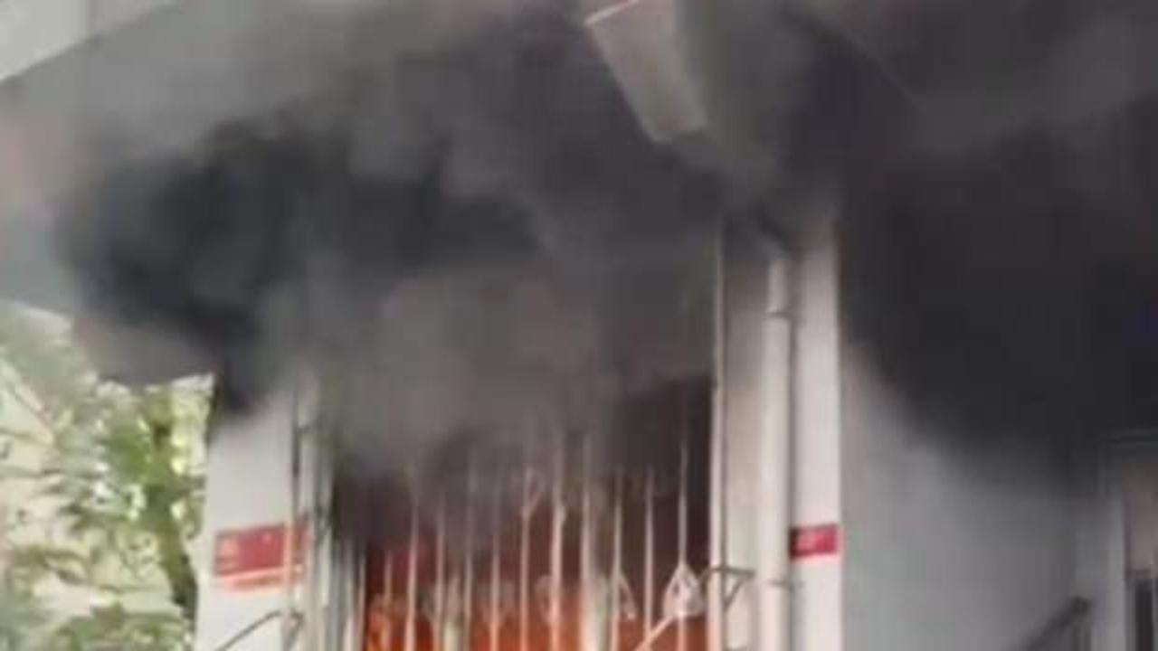 Esenler’de 5 yaşındaki çocuk çakmakla oynarken yangın çıktı